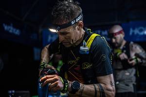 BIB: 1000
                            <button type="button" onclick="openModal(22791843)" class="btn btn-primary btn-sm float-right btn-popup" data-toggle="modal" data-target=".modal-high-quality">
                        <i class="fas fa-shopping-cart"></i> Add to Cart
                    </button>
                                            <button type="button" onclick="isThisMe(22791843, true)" class="btn btn-success btn-sm float-right btn-popup btn-isme hidden" data-toggle="tooltip" data-placement="bottom" title="นี่คือรูปของคุณใช่ไหม คลิกที่นี่เพื่อเอาเข้าอัลบั้ม">
                        <i class="fas fa-plus"></i> Add to album
                    </button>
                    <button type="button" onclick="isThisMe(22791843, false)" class="btn btn-warning btn-sm float-right btn-popup btn-isnotme hidden">
                        <i class="fas fa-ban"></i> Remove from album
                    </button>